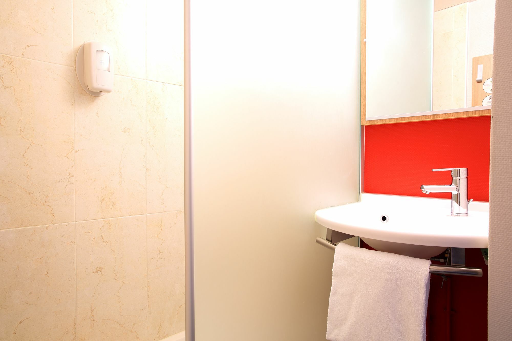 B&B Hotel 히에레 외부 사진