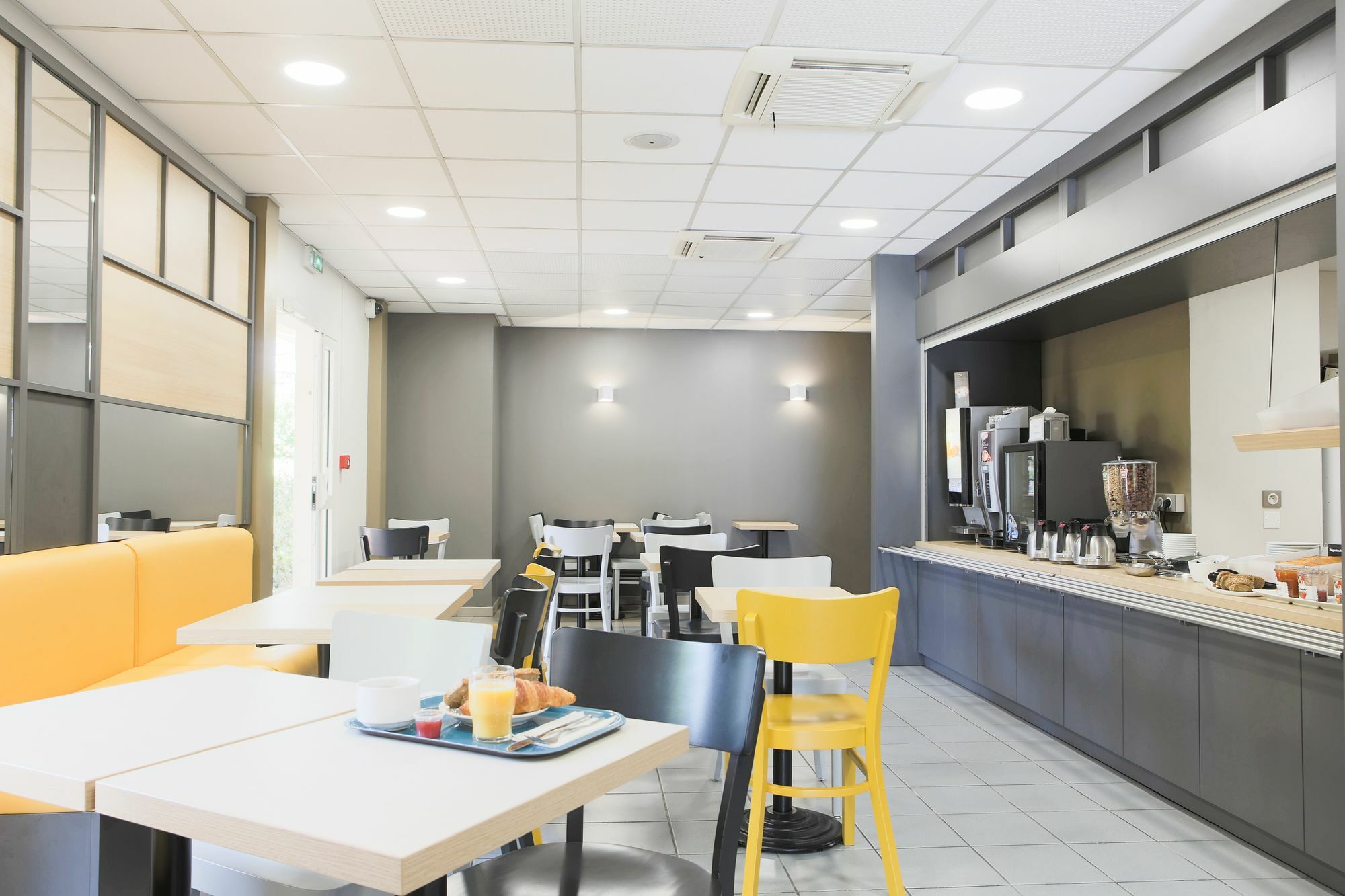 B&B Hotel 히에레 외부 사진